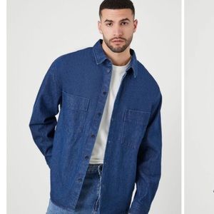 *New* Denim Curved-Hem Shirt size M